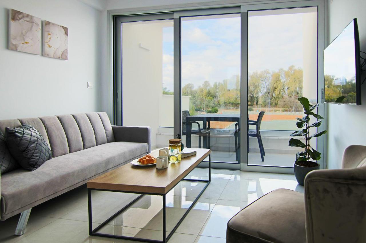 Phaedrus Living - Seaside Executive Flat Harbour 101 Appartement Paphos Buitenkant foto