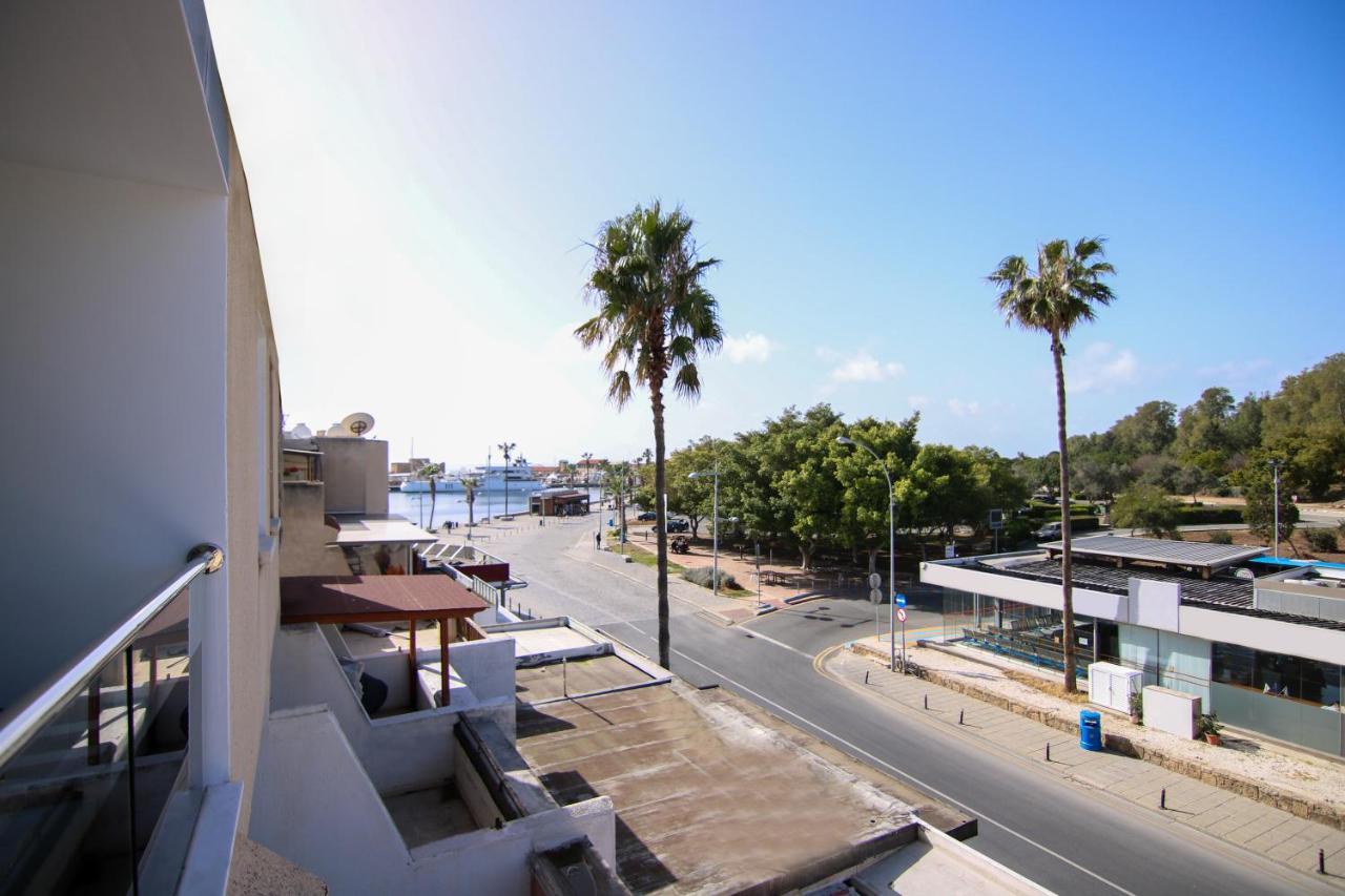Phaedrus Living - Seaside Executive Flat Harbour 101 Appartement Paphos Buitenkant foto
